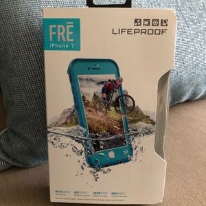 Lifeproof cover for iPhone 7/8